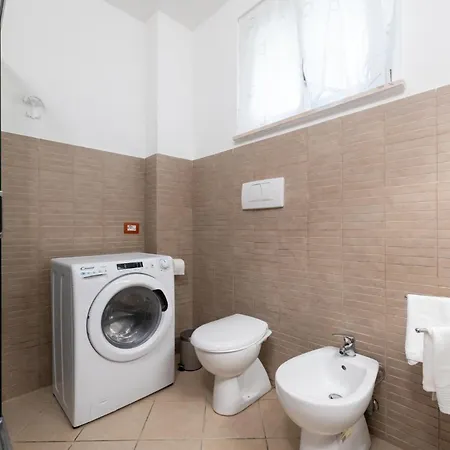 Easylife - Comodo Monolocale Vicino Apartament *