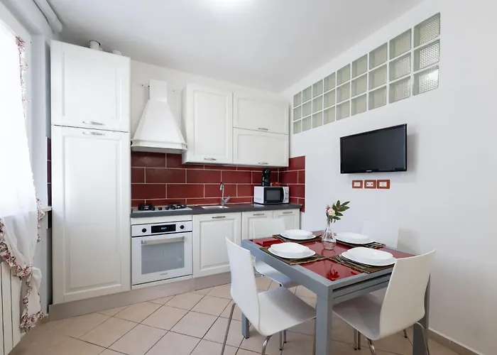 Easylife - Comodo Monolocale Vicino Apartmán